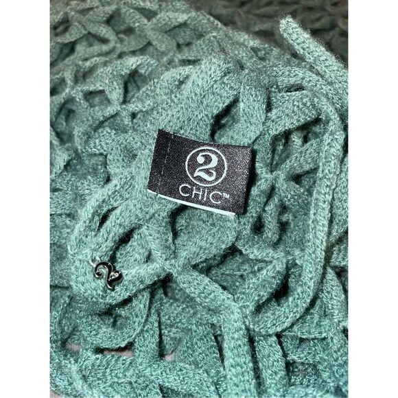 Crochet Fringe Infinity Scarf - Picture 10 of 11